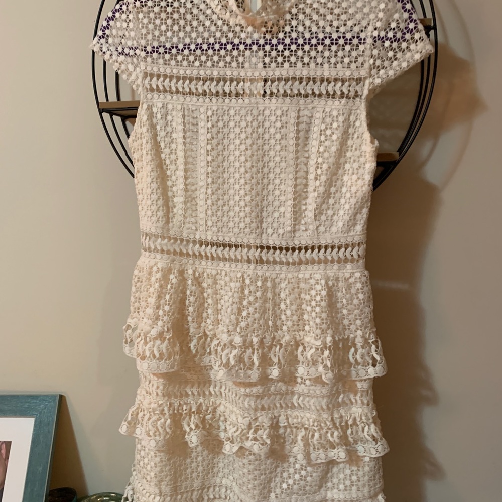 ☀️Romeo & Juliet Couture -Lace Mock Neck Dress - Picture 6 of 7